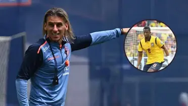 Sebastián Beccacece y Willian Pacho / Foto: API