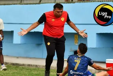 El entrenador de Aucas protagonizó un acto violento contra jugadores del Delfín