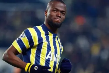 Enner Valencia cierra su temporada en Turquía ganando un titulo