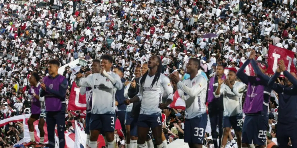 Liga de Quito e hinchada 