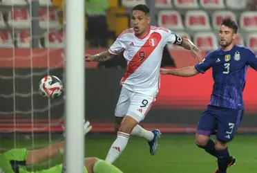 Paolo Guerrero fue sustituido en el partido contra Argentina